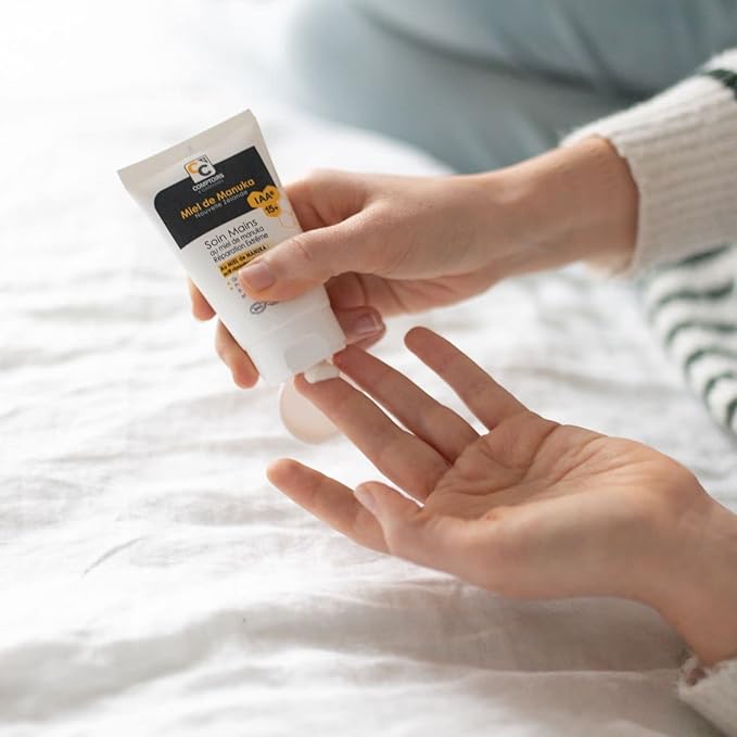 COMPTOIRS ET COMPAGNIES - Soin Mains Réparation Extrême au Miel de Manuka IAA15+ - Nourrit et Hydrate - Certifié Bio - 50ml