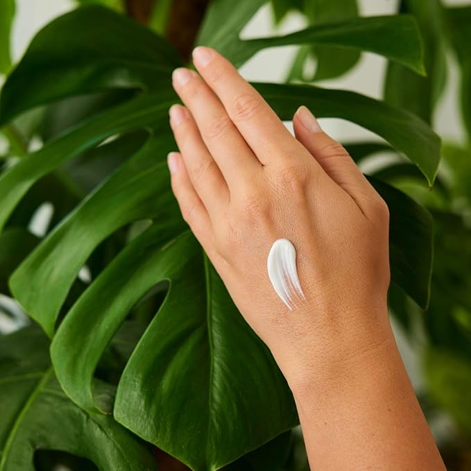 WELEDA - Crème Mains et Ongles nourrissante Citrus - Pour apaiser et adoucir les mains sèches